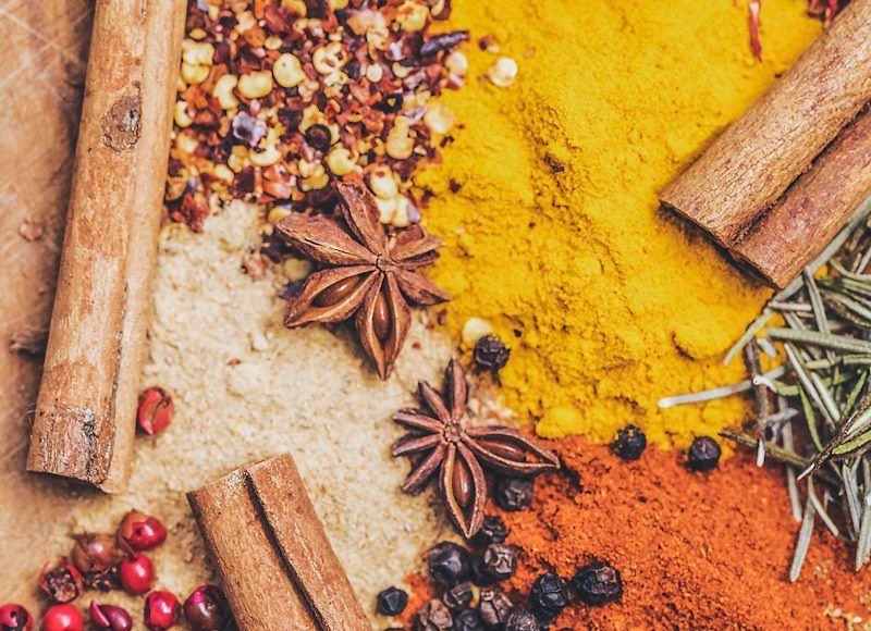 Coarse whole spices